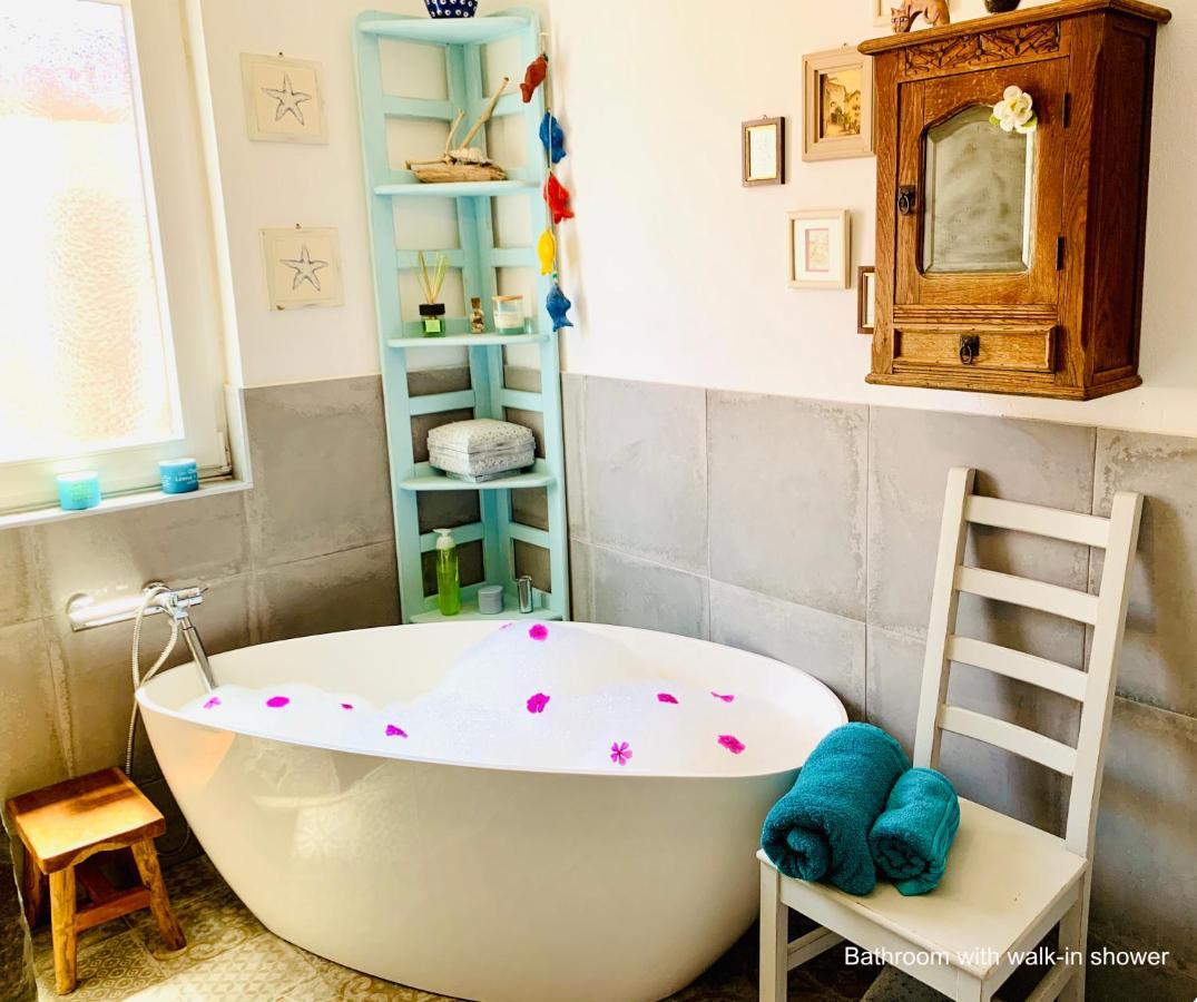 Вилла Casa Marrakado - Seaview & Beach Close! Ла-Паред Экстерьер фото
